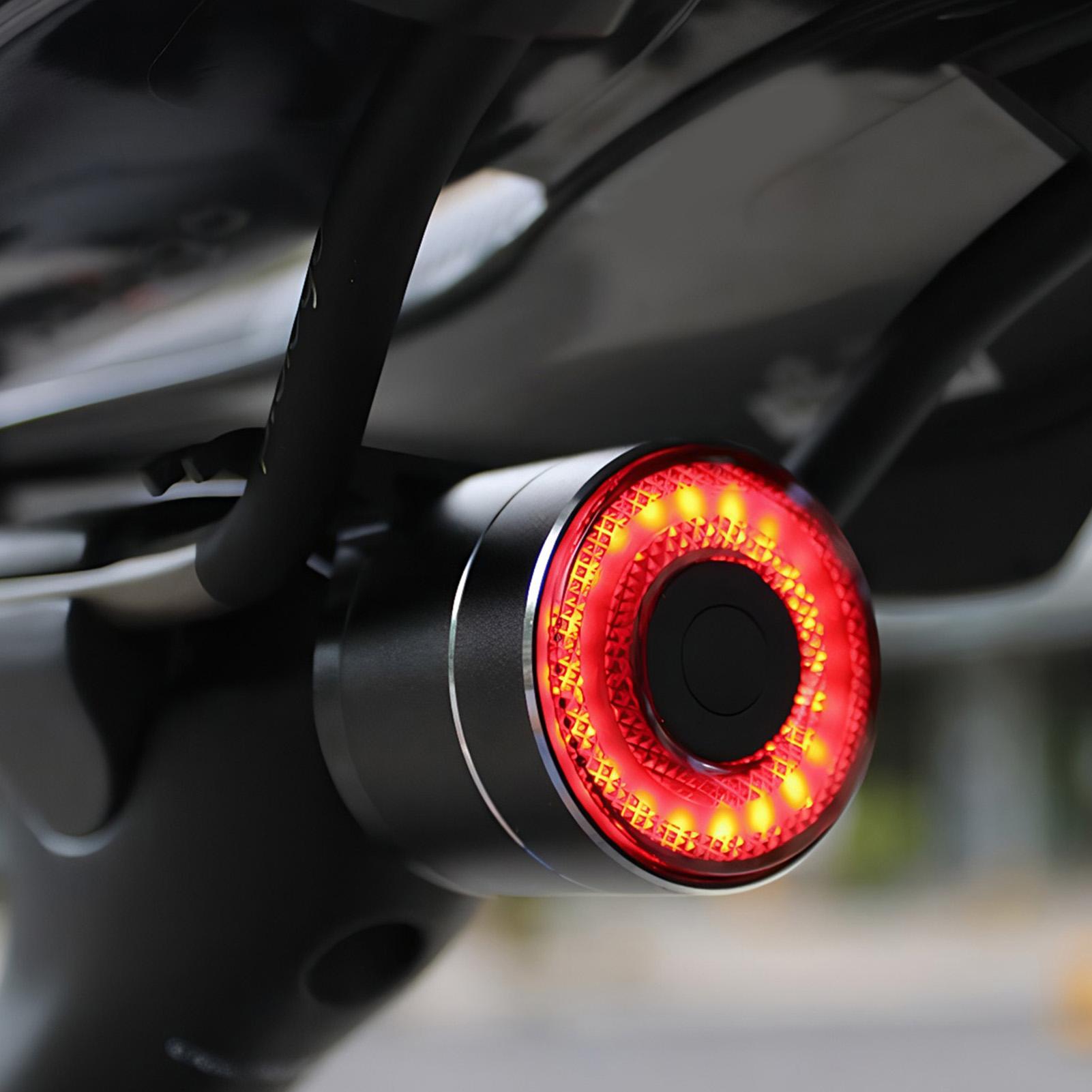 Cycling For Commute - Luz traseira da bicicleta inteligente luz